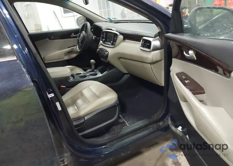 2017 Kia Sorento 2.4L Lx from USA, damaged, VIN 5XYPGDA38HG287202